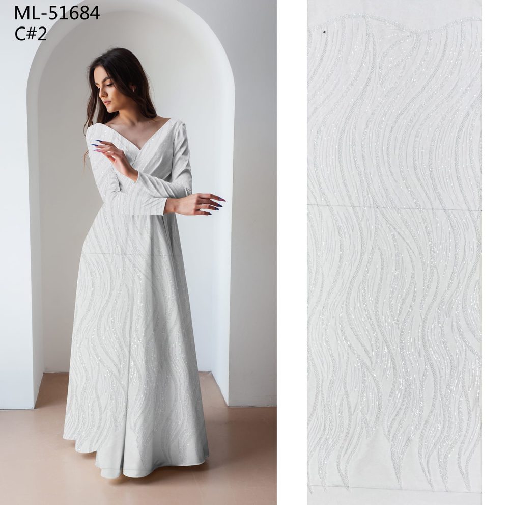 51684 Opulenta Cu Paiete Si Pietre Stralucitoare