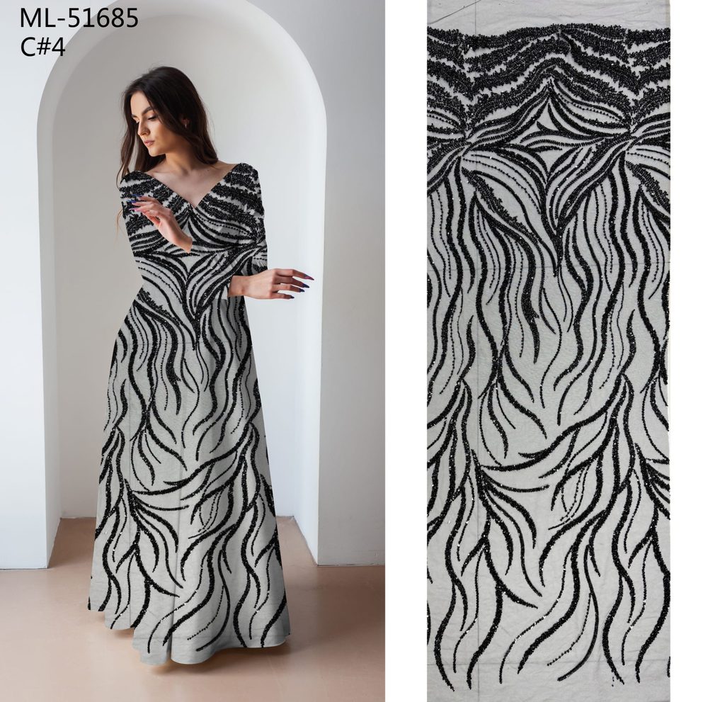 51685 Opulenta Cu Paiete Si Pietre Stralucitoare