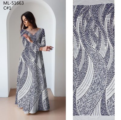 51663 Opulenta Cu Paiete Si Pietre Stralucitoare